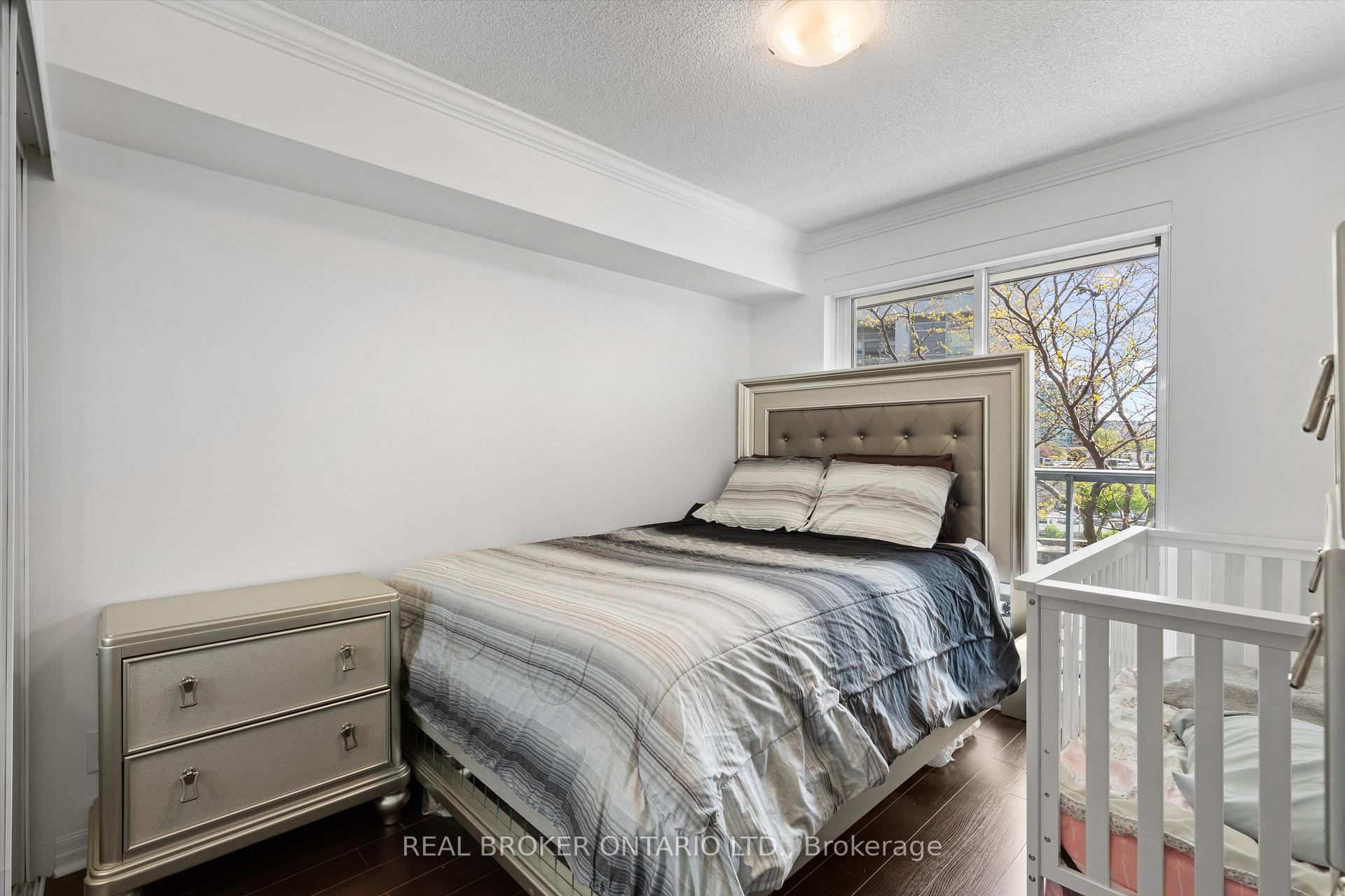1 Bedroom Condo at 2035 Sheppard, Toronto For sale