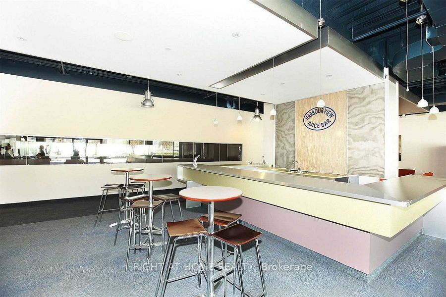 5 Mariner Terrace, #1809