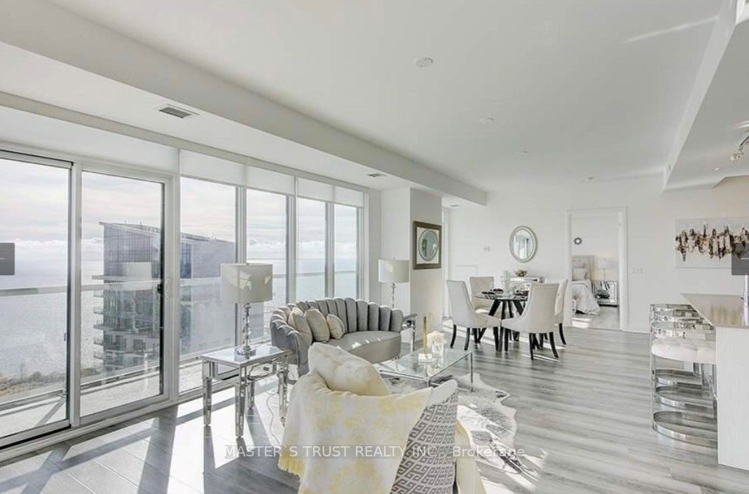 56 Annie Craig Drive, #4101