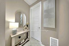 1573 Moira Crescent