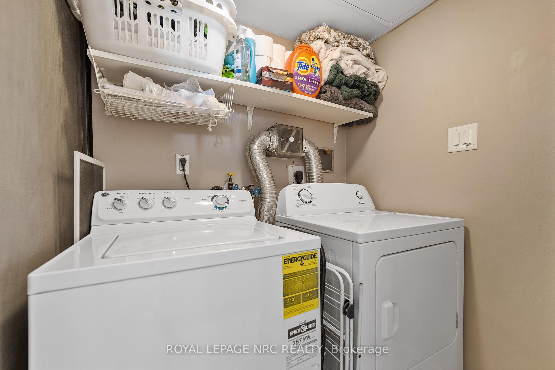 2 Bedrooms Condo at 500 GREEN, Hamilton For sale