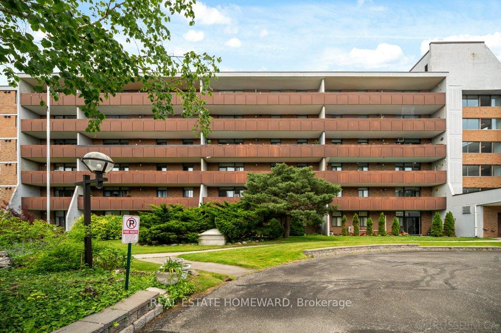 2 Bedrooms Co-op at 50 Old Kingston, Toronto For sale