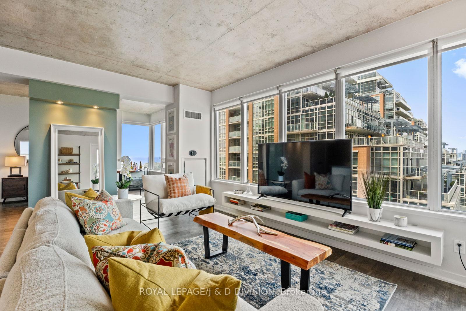 3 Bedrooms Condo at 59 East Liberty,  Toronto For sale