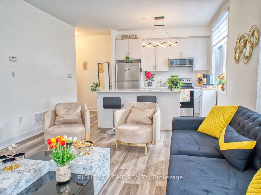 Family Room + KItchen