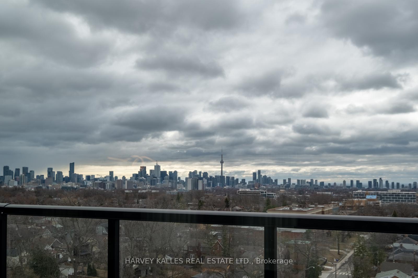 863 St Clair Avenue W 309