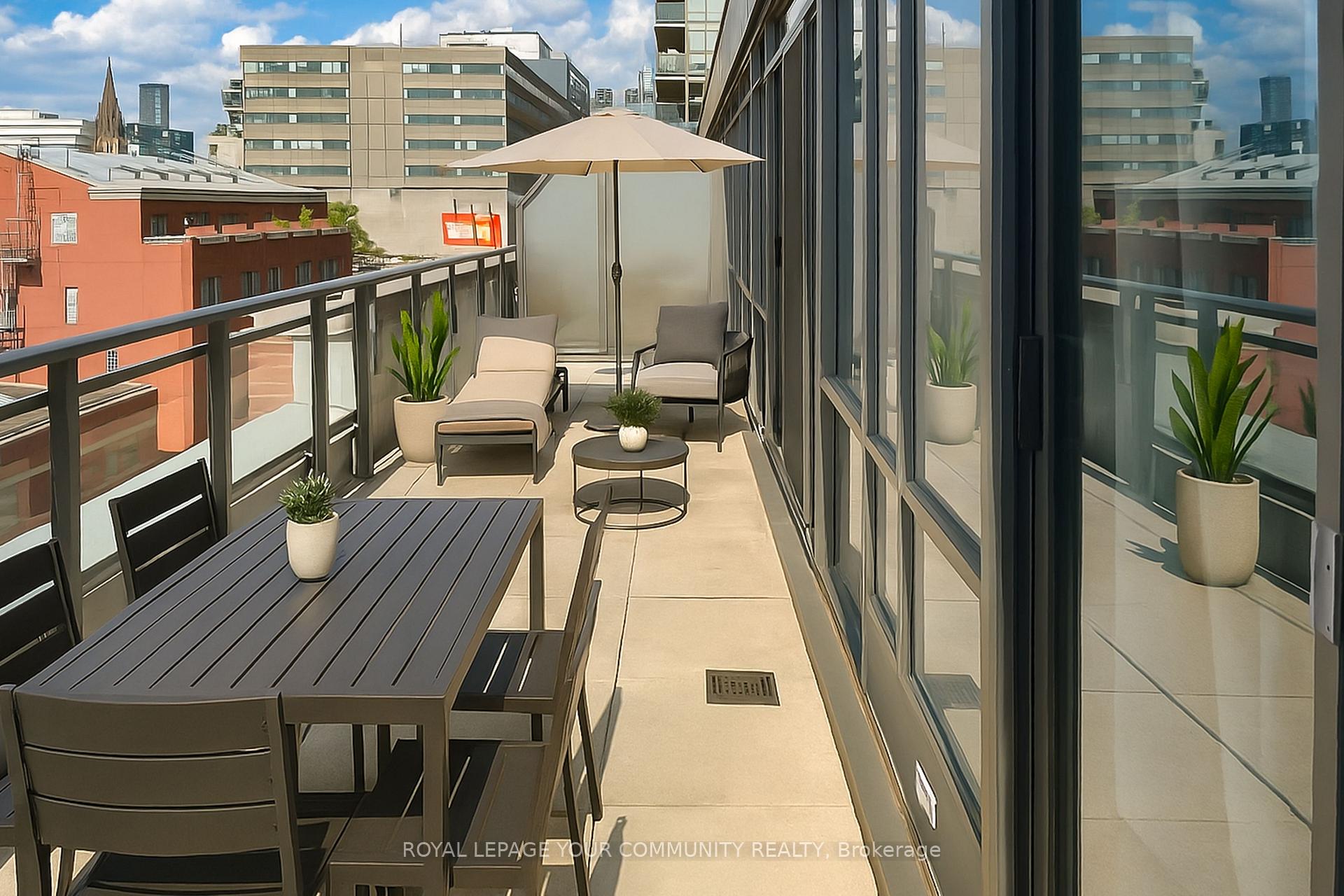 2 Bedrooms Condo at 775 King, Toronto For sale