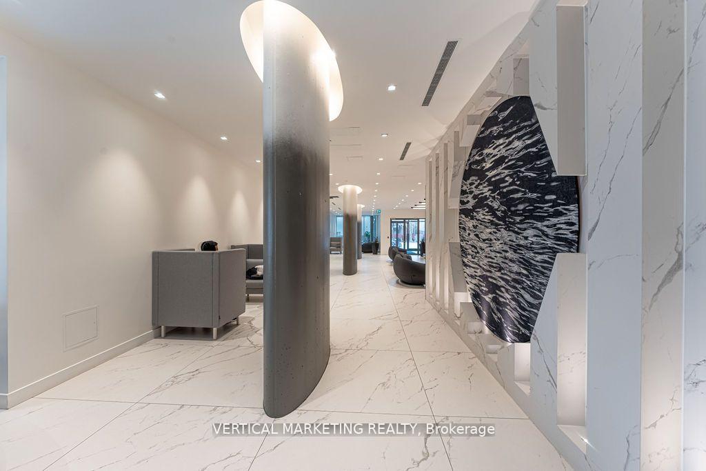 2 Bedrooms Condo at 11 Brunel, Toronto For sale