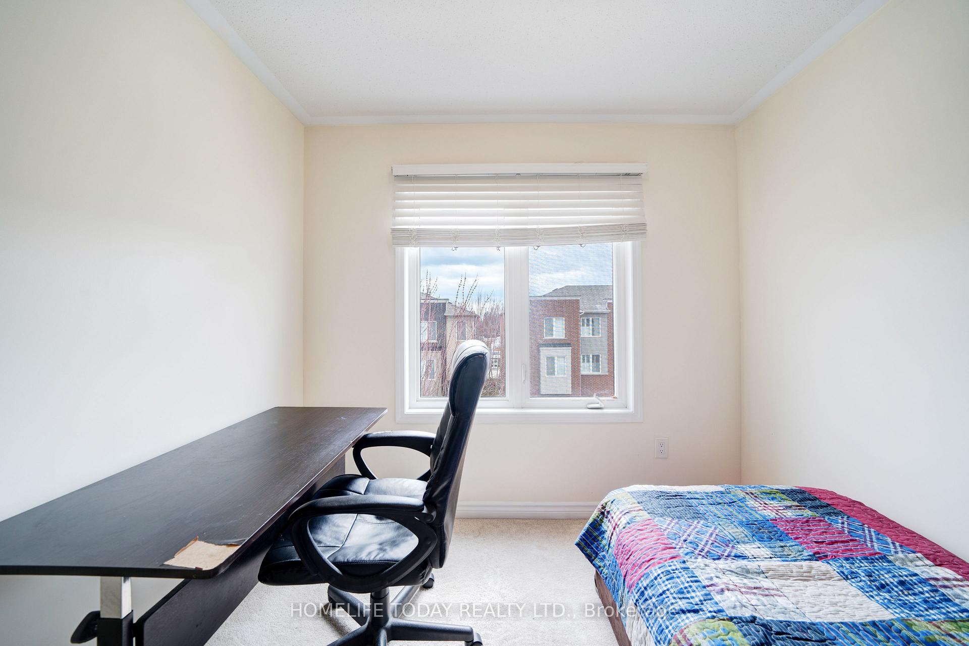 3 Bedrooms Condo at 45 Heron Park, Toronto For sale