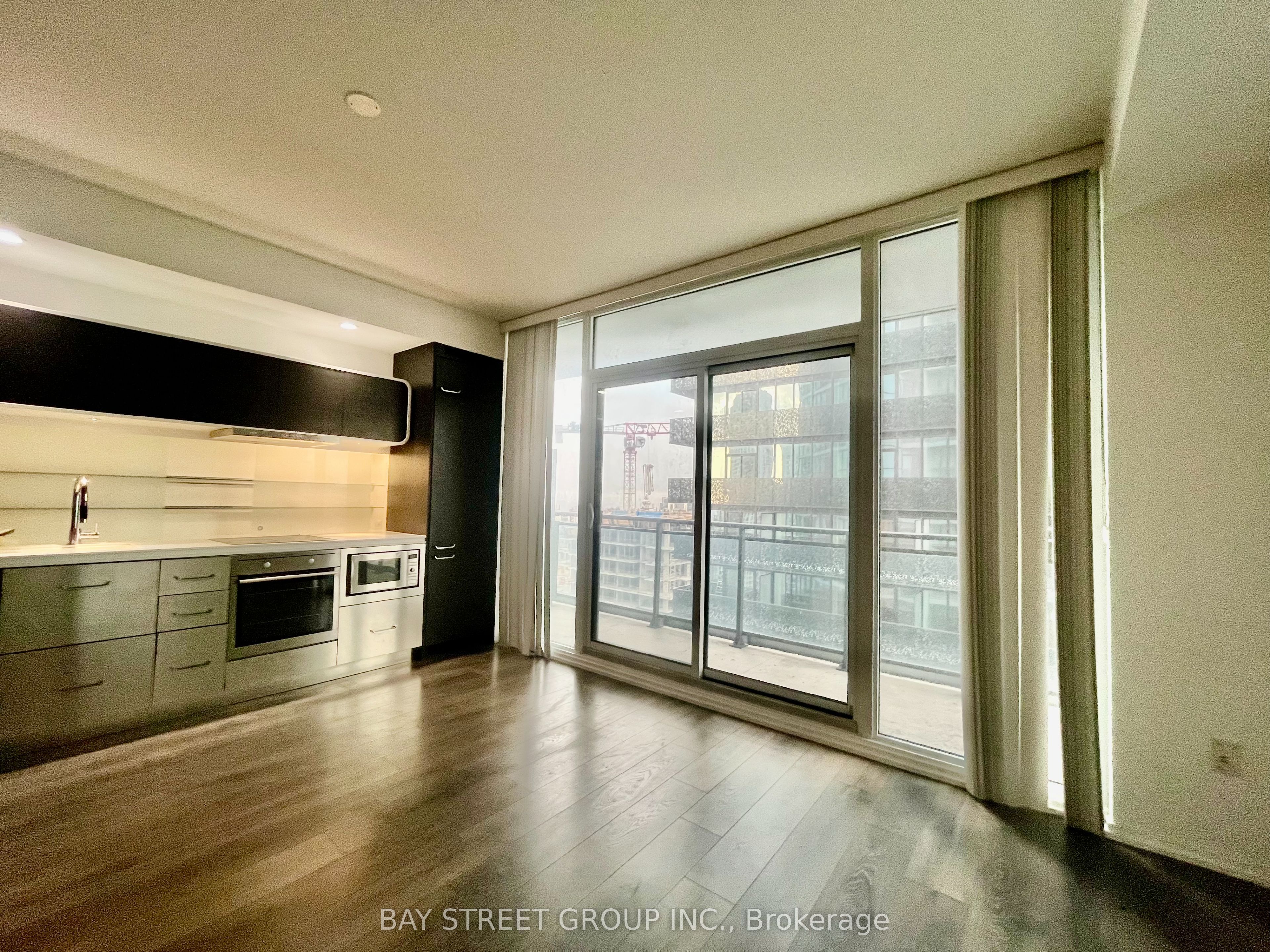 45 Charles Street E, #3511