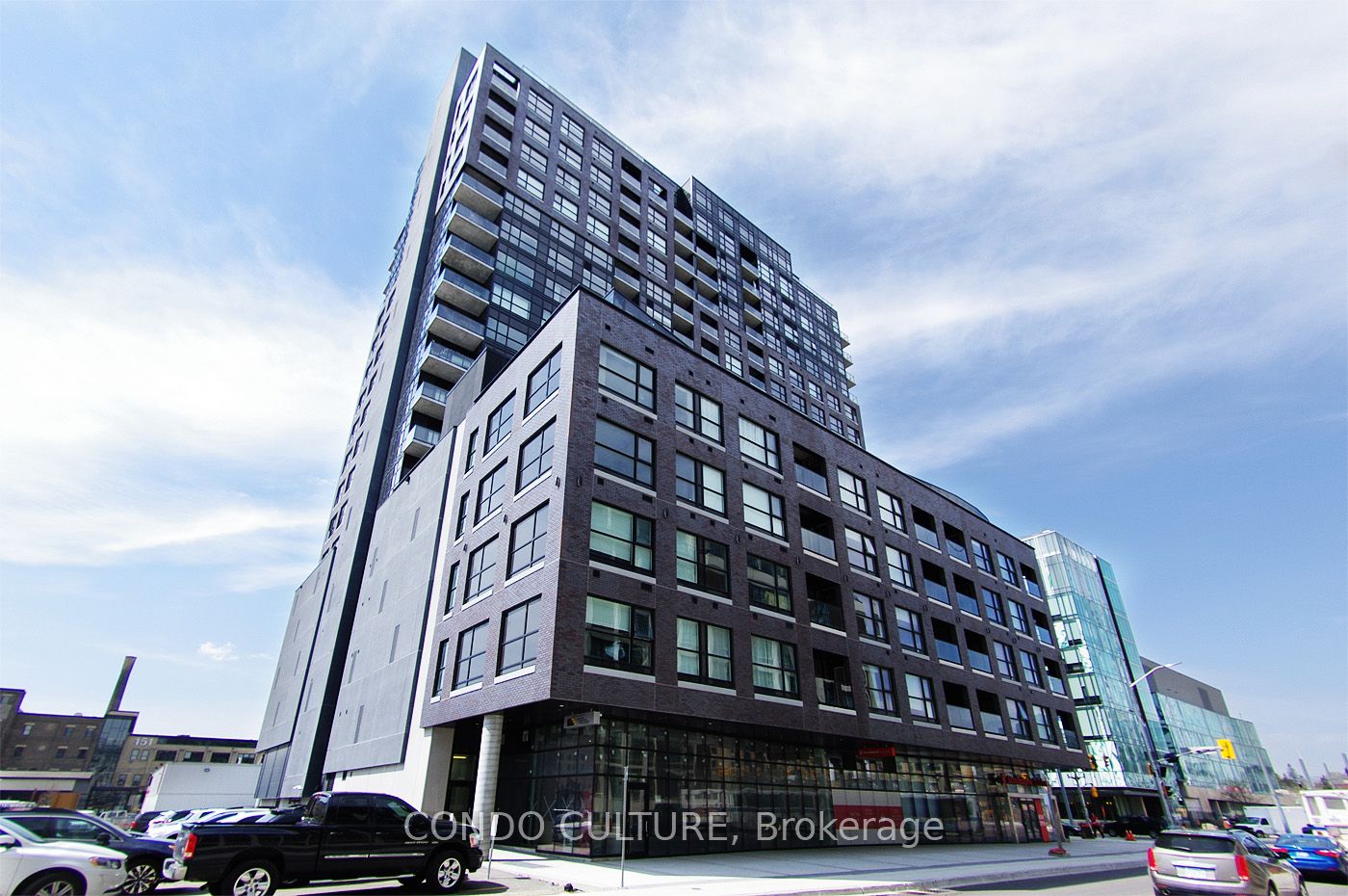 1 Victoria Street S, #1902