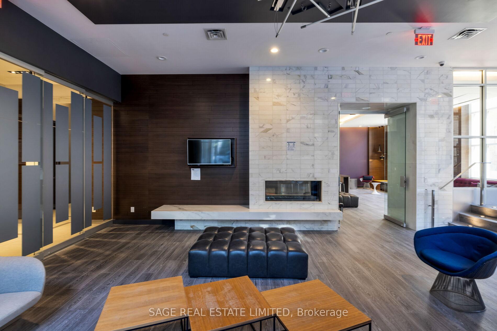 2 Bedrooms Condo at 105 George, Toronto For sale