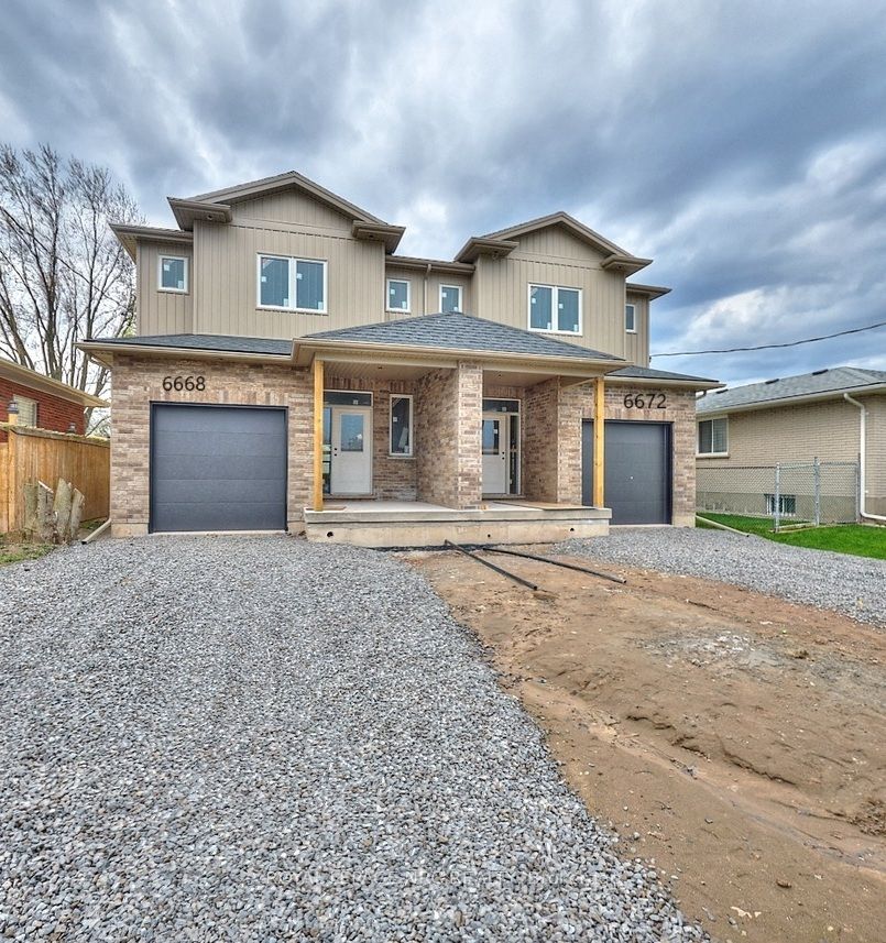 6668 Hawkins Street, Niagara Falls, ON L2G 3B7