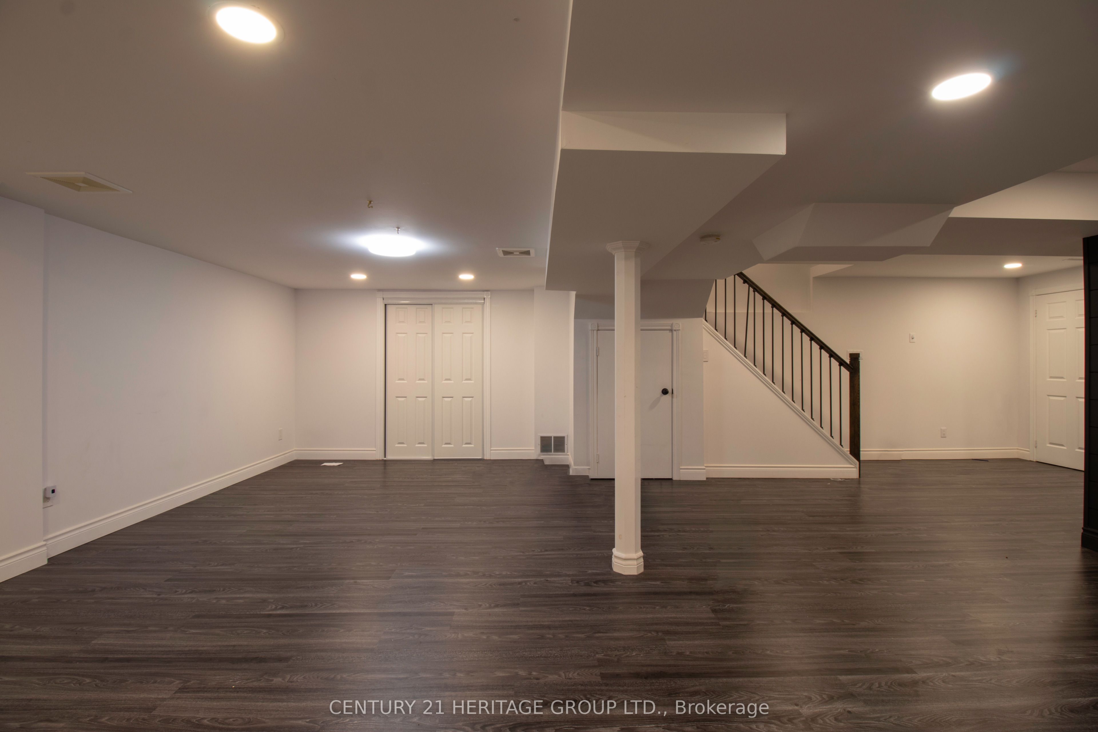27 Charing Crescent