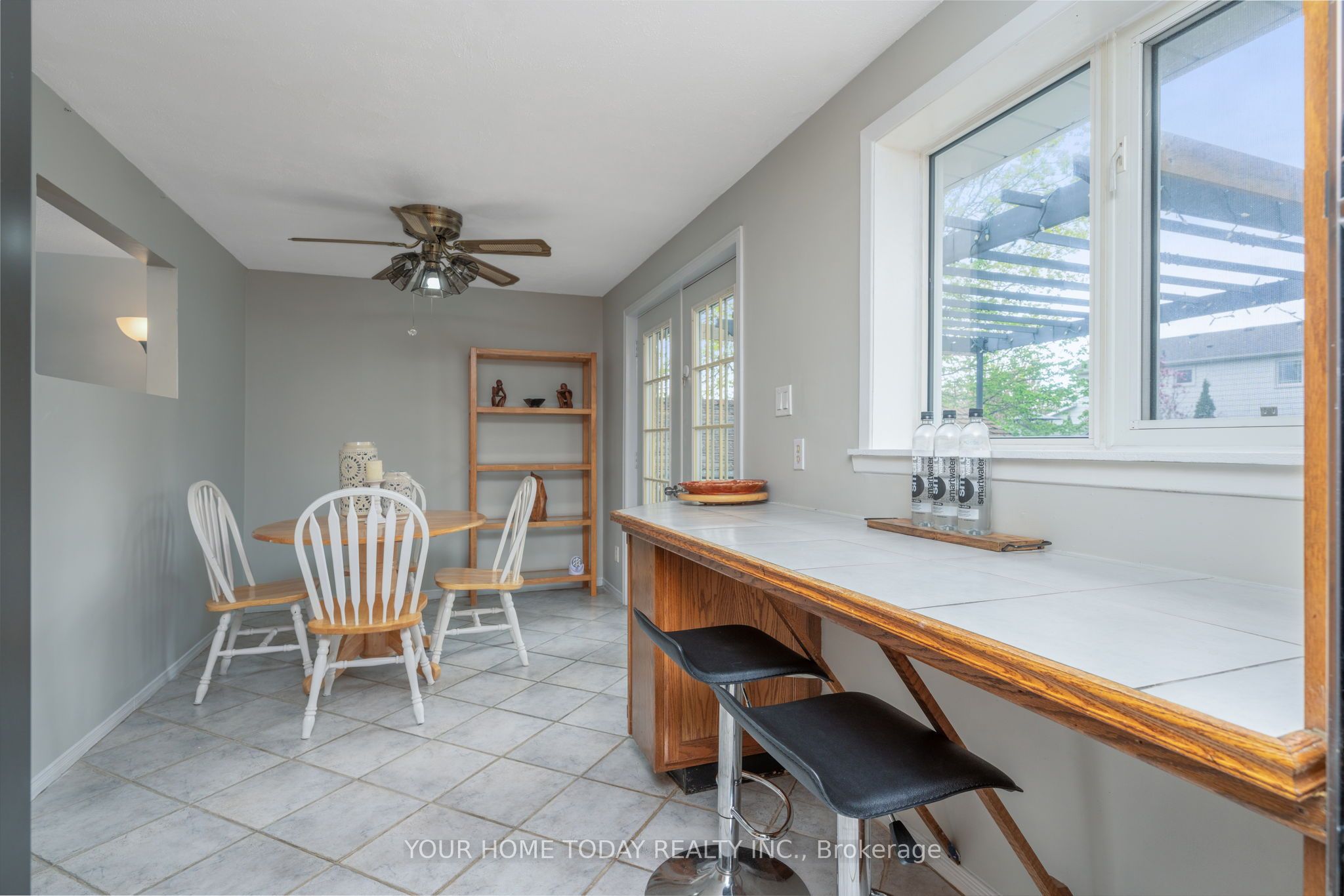 47 Irwin Crescent