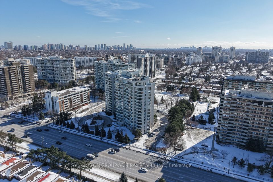 1131 Steeles