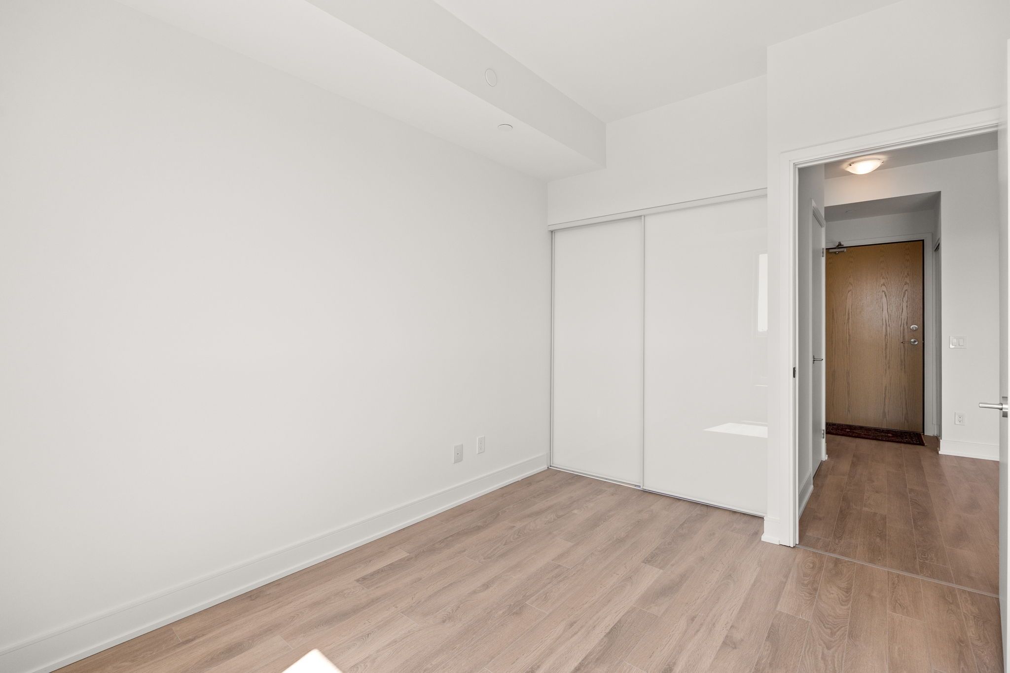 1350 Ellesmere Road 1112