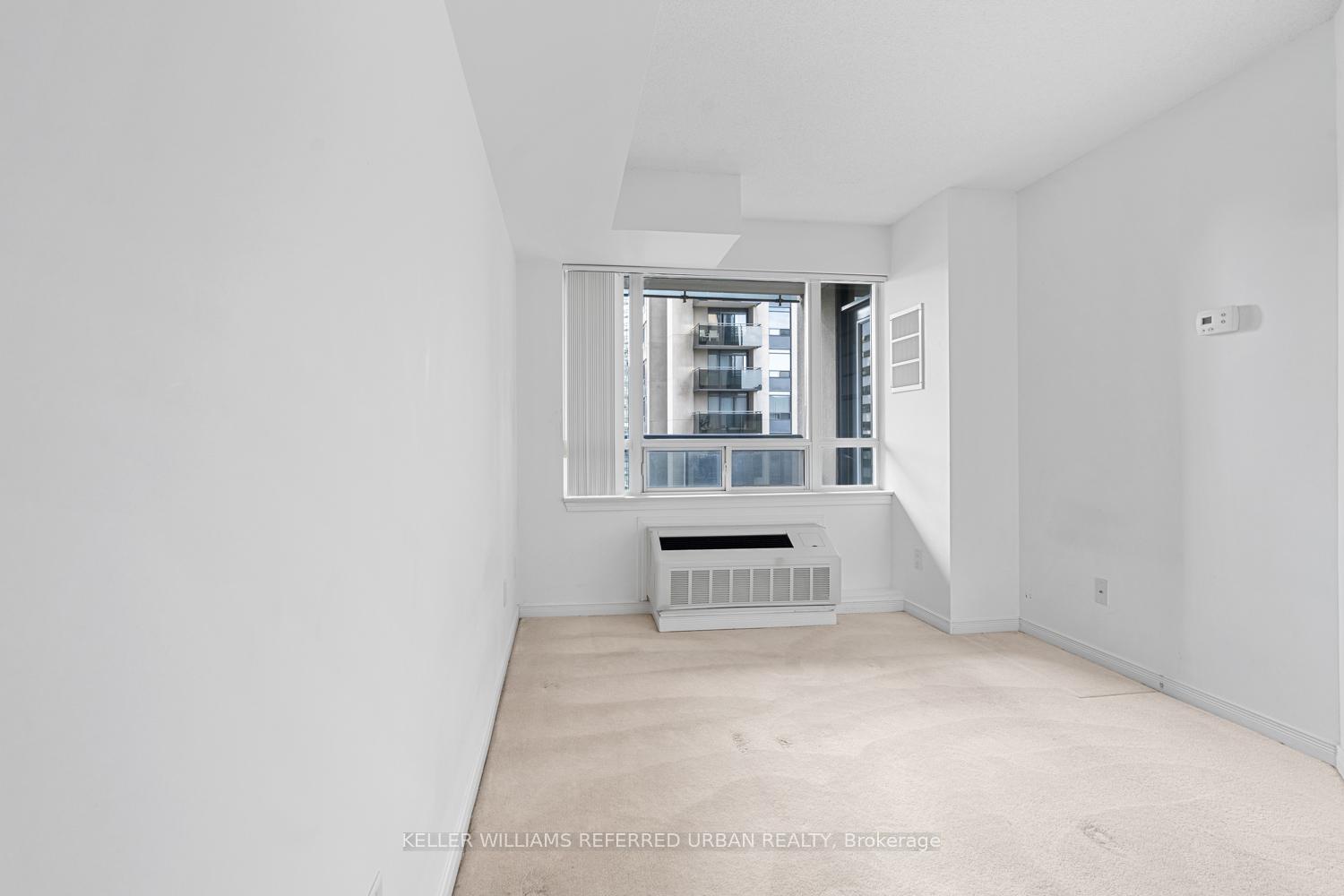 1 Bedroom Condo at 155 Beecroft, Toronto For sale