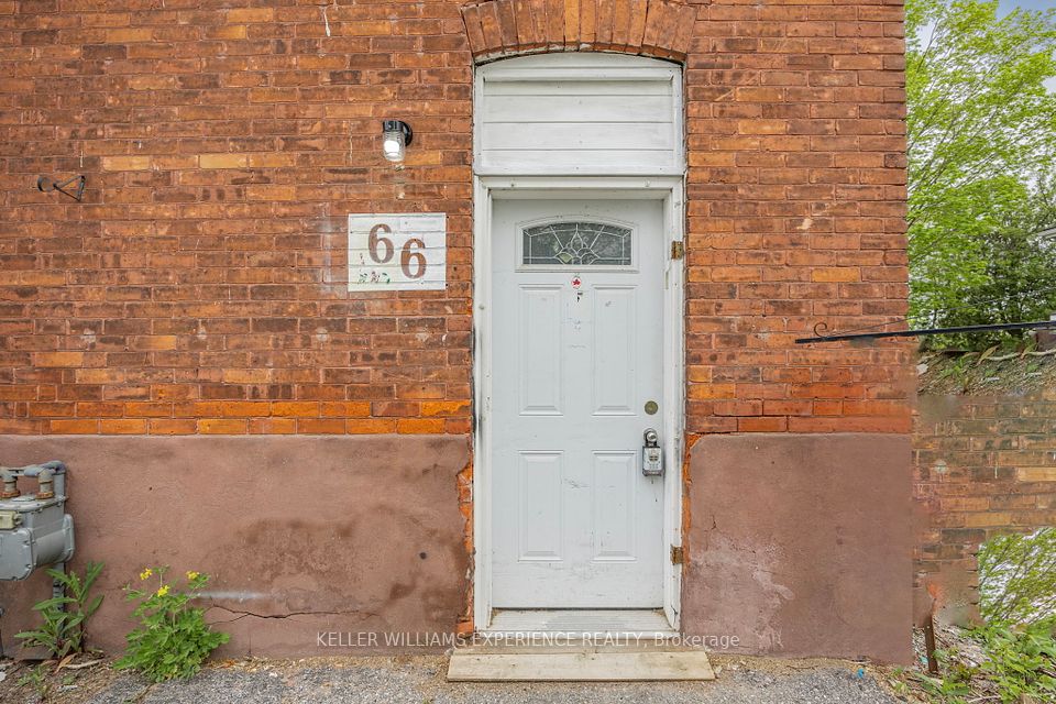 66 Matchedash Street, Orillia, ON L3V 4W5