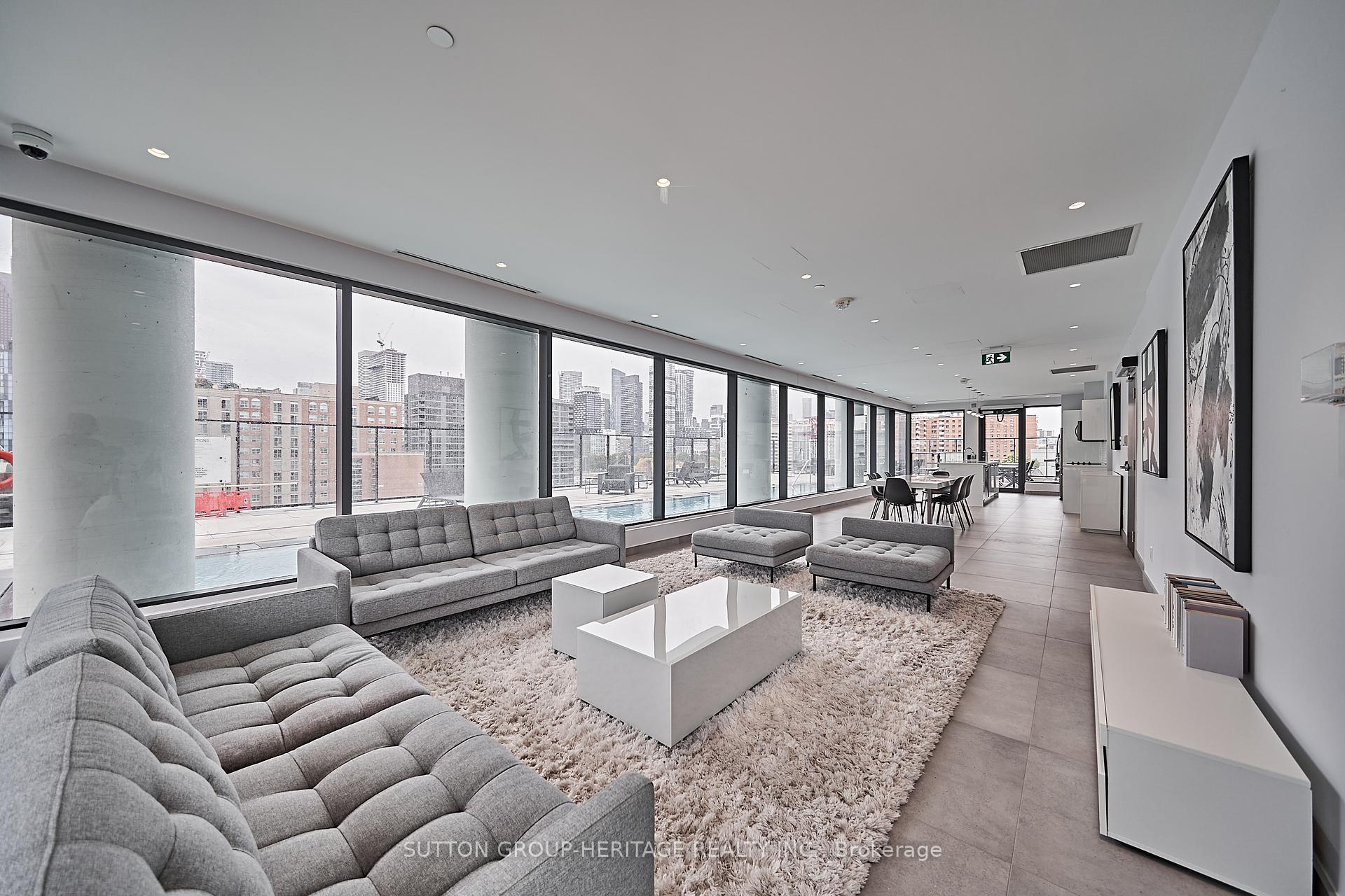 3 Bedrooms Condo at 55 Ontario,  Toronto For sale