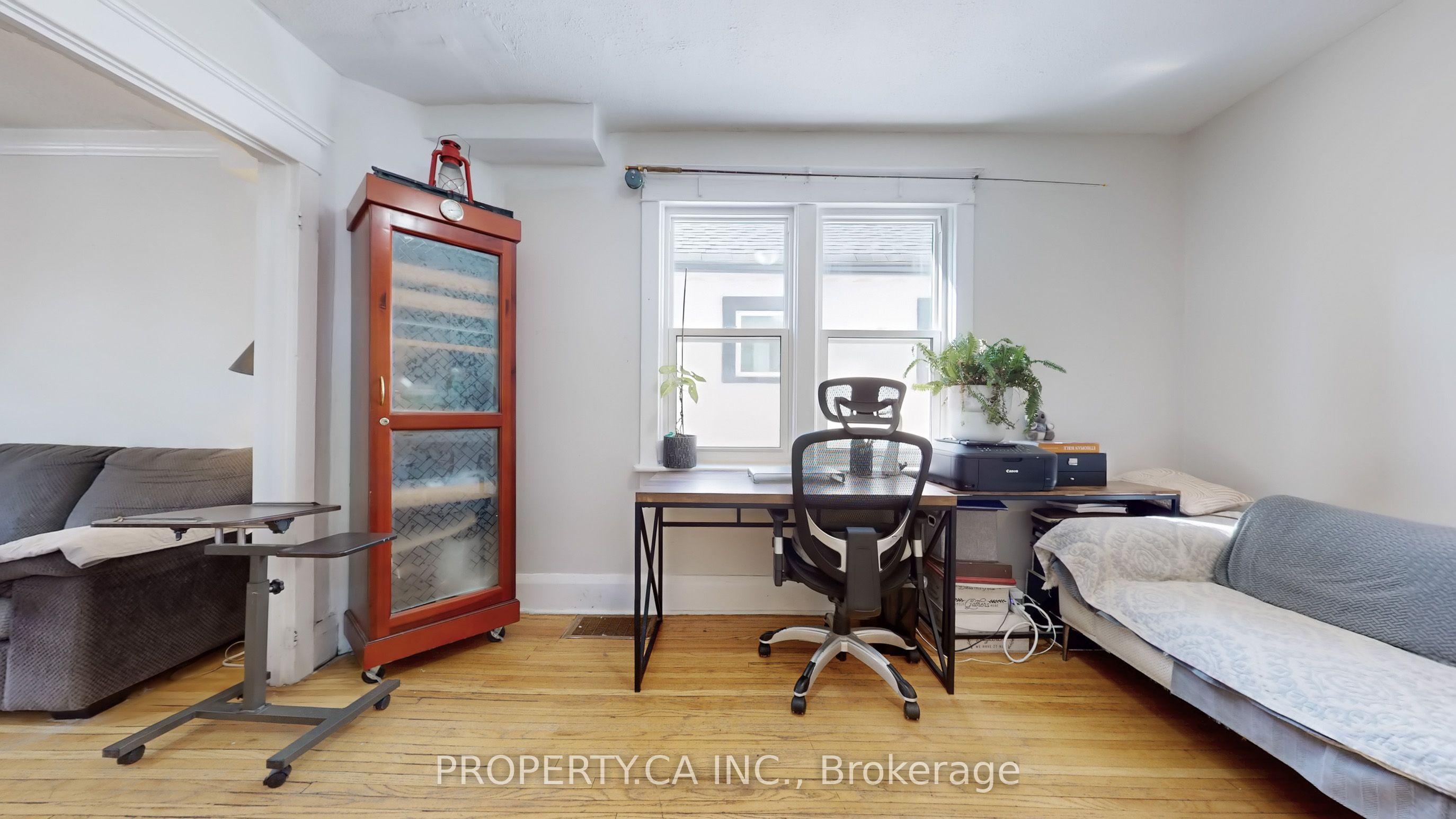 106 Park Road S