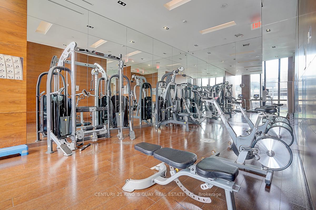2 Bedrooms Condo at 5 Valhalla Inn, Toronto For sale