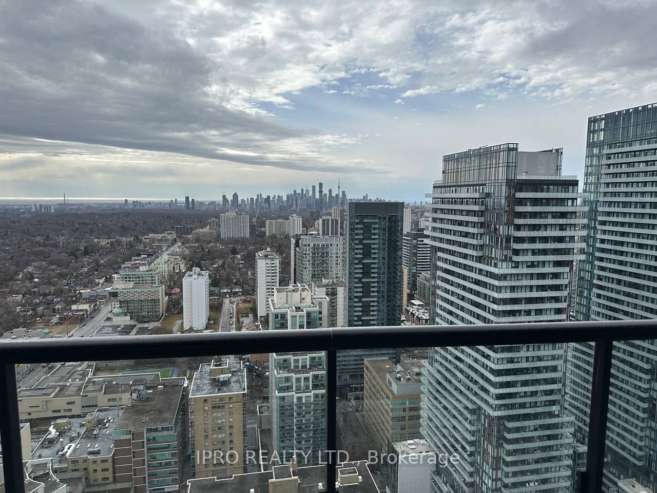 127 Broadway Avenue, #PH01