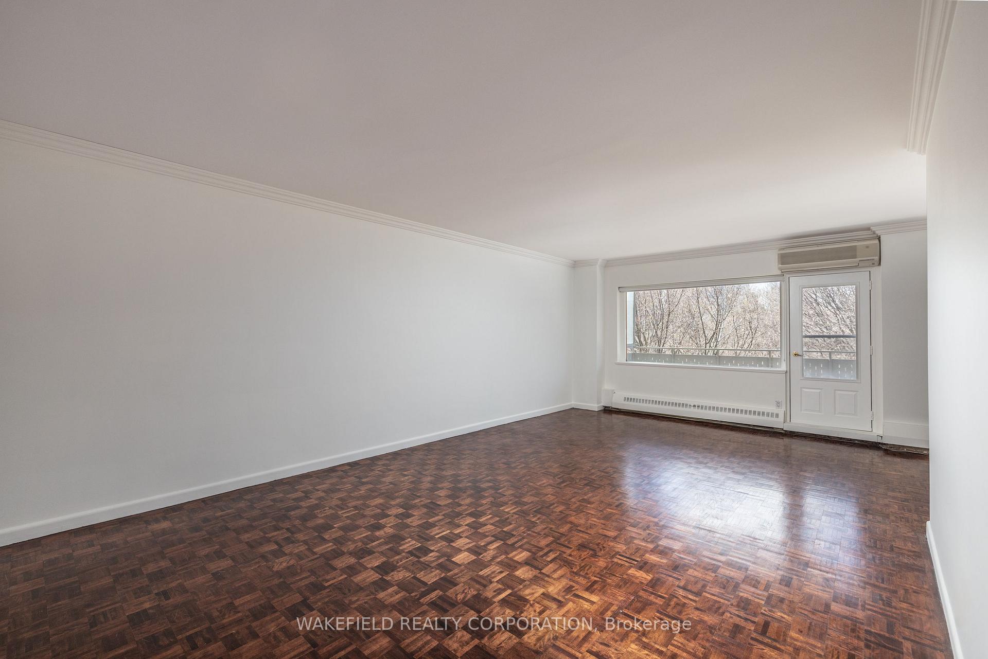 2 Bedrooms Co-op at 21 Dale,  Toronto For sale