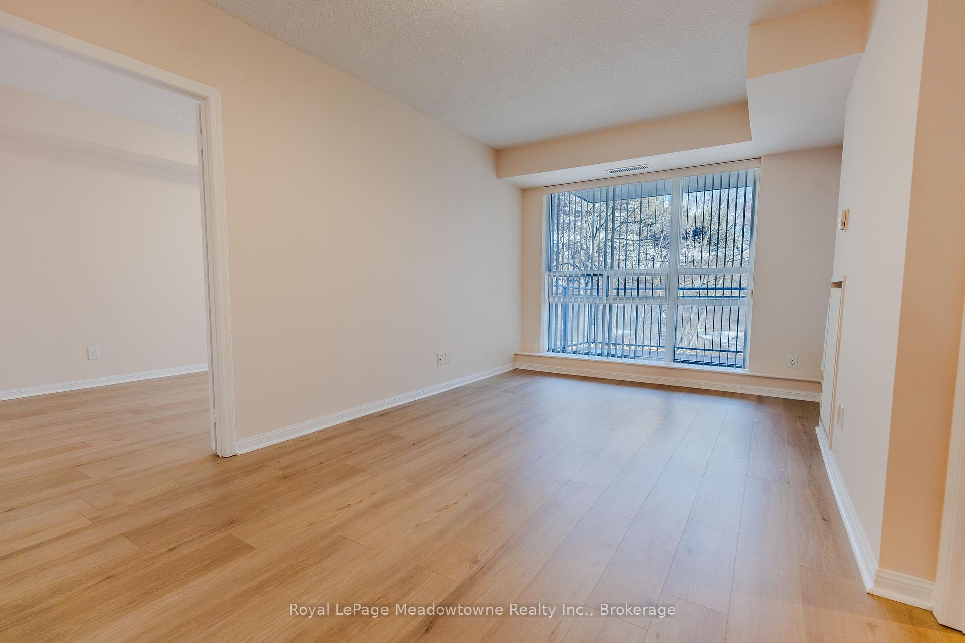 2 Bedrooms Condo at 1801 Bayview, Toronto For sale