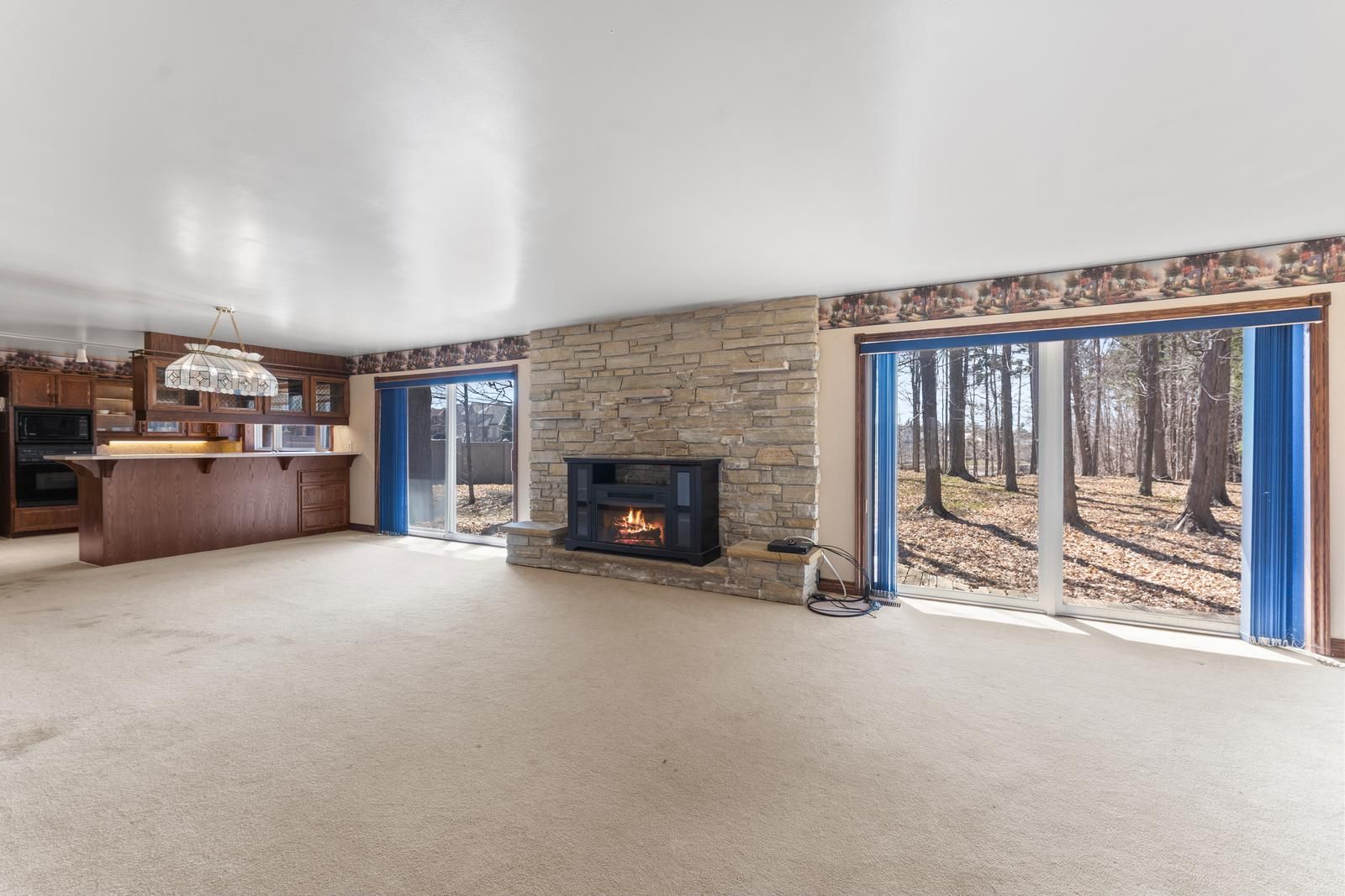16 Millwood Parkway