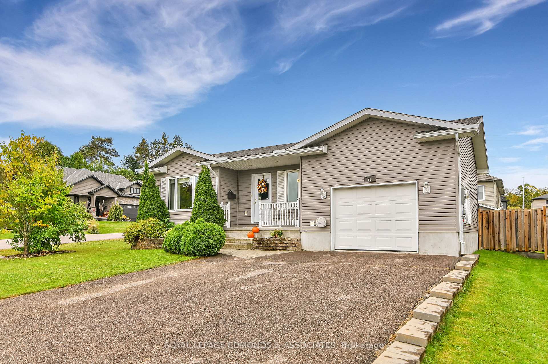 91 Haramis Drive, Renfrew, ON K7V 4M4