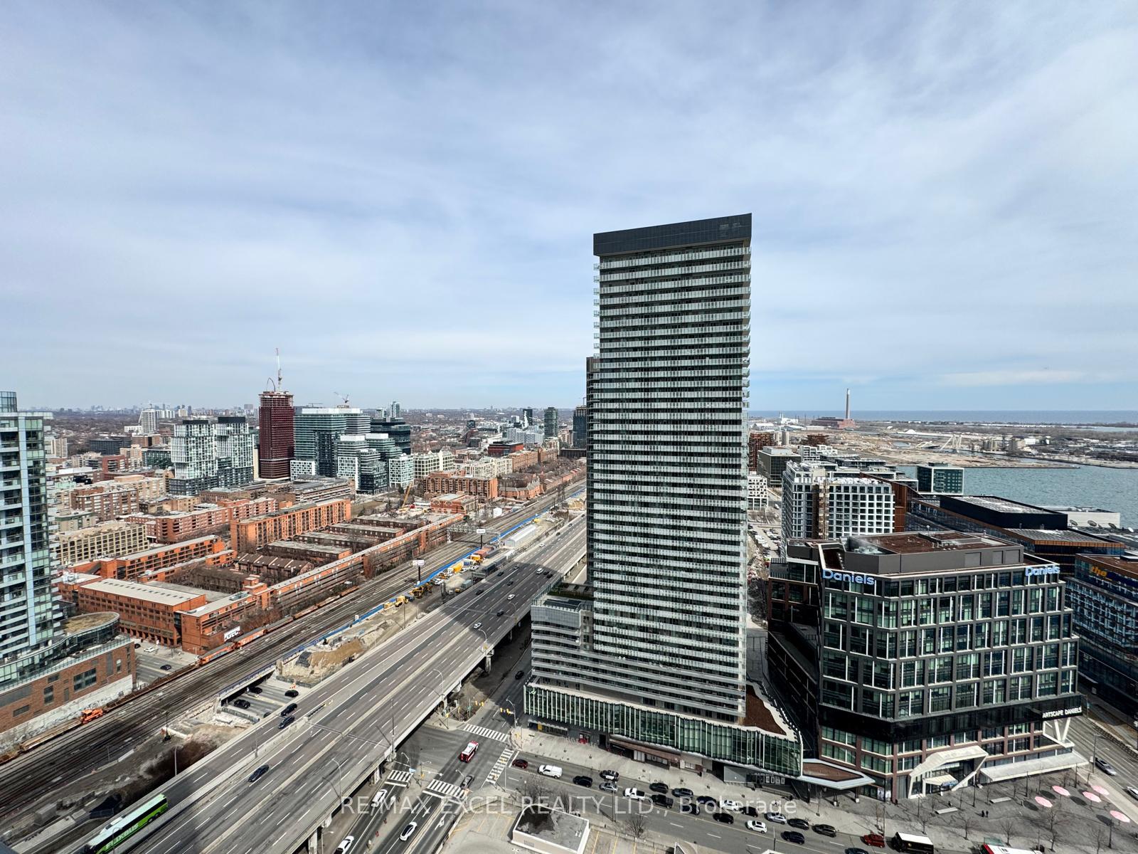 1 Bedroom Condo at 138 Downes,  Toronto For sale