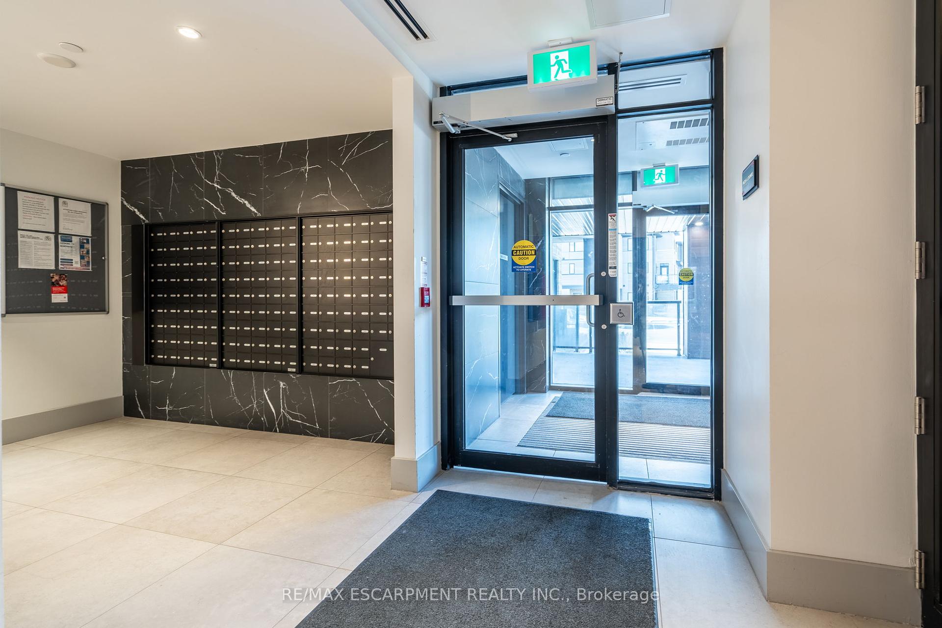 1 Bedroom Condo at 600 North Service, Hamilton For sale