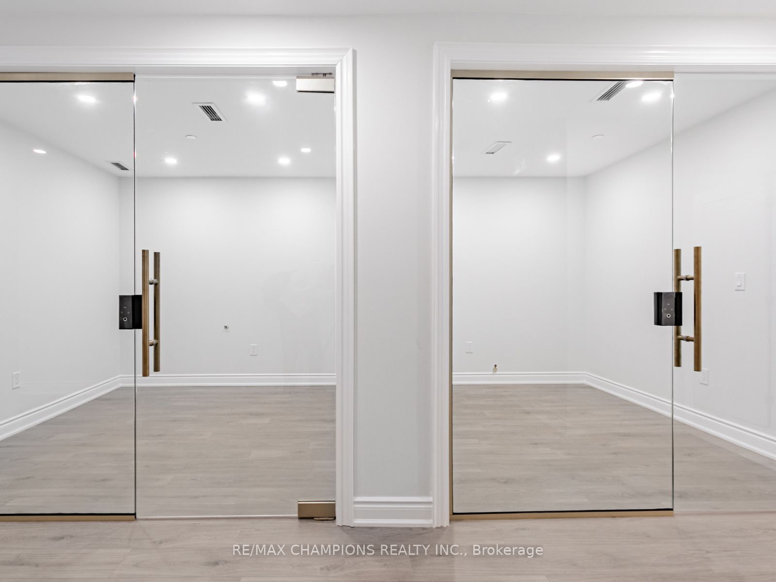 2565 Steeles Avenue E #26, Brampton Steeles Industrial