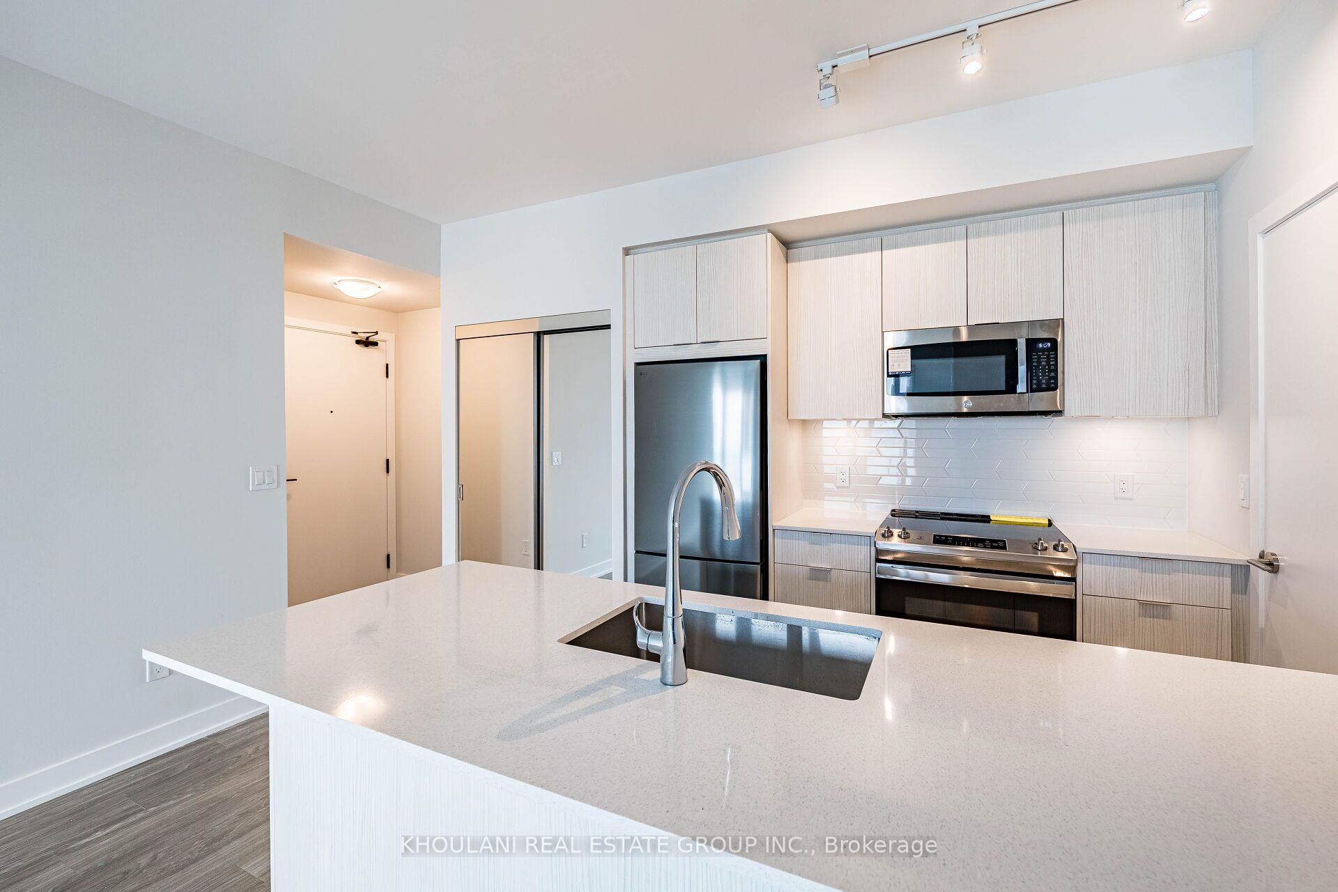 430 Square One Drive, #3501