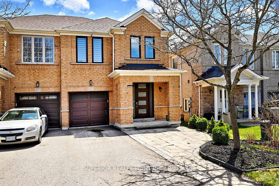 908 Oaktree
