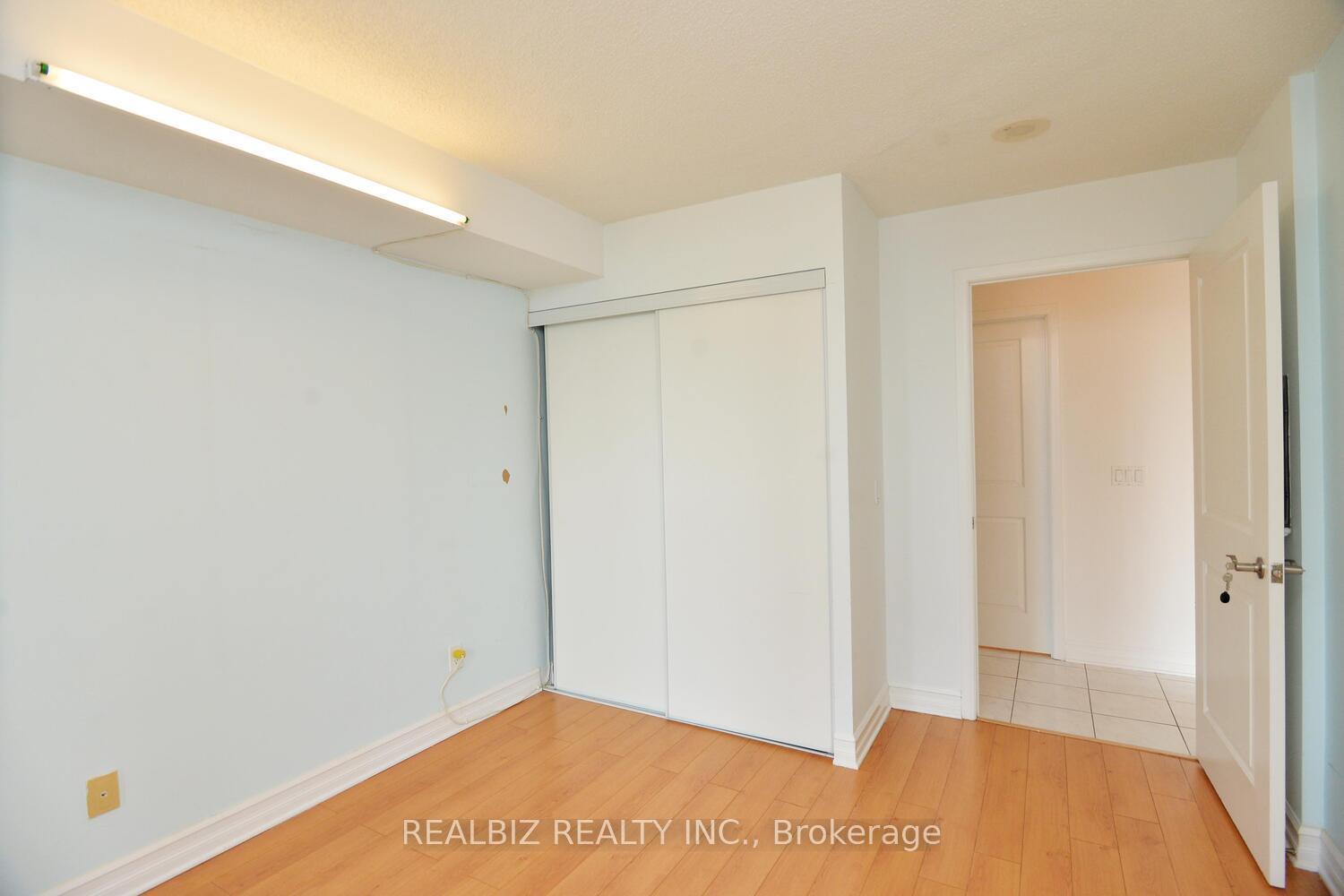 3 Bedrooms Condo at 4968 Yonge, Toronto For sale