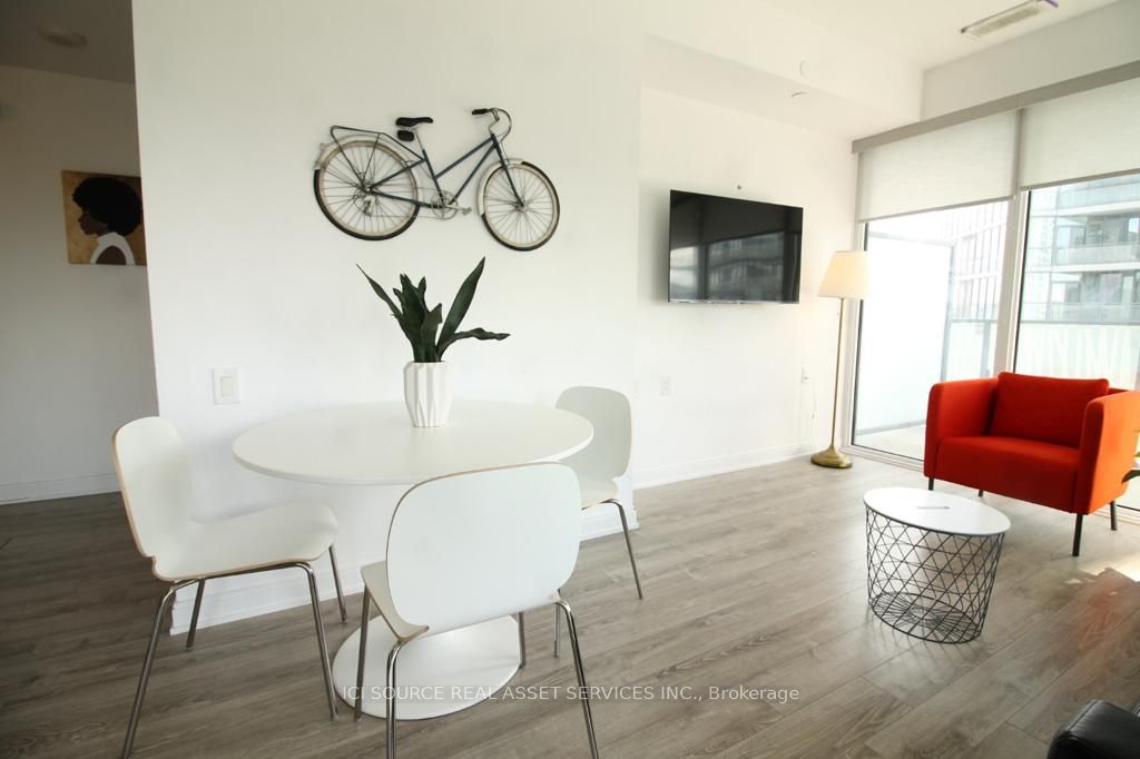 42 Charles Street E, #2104
