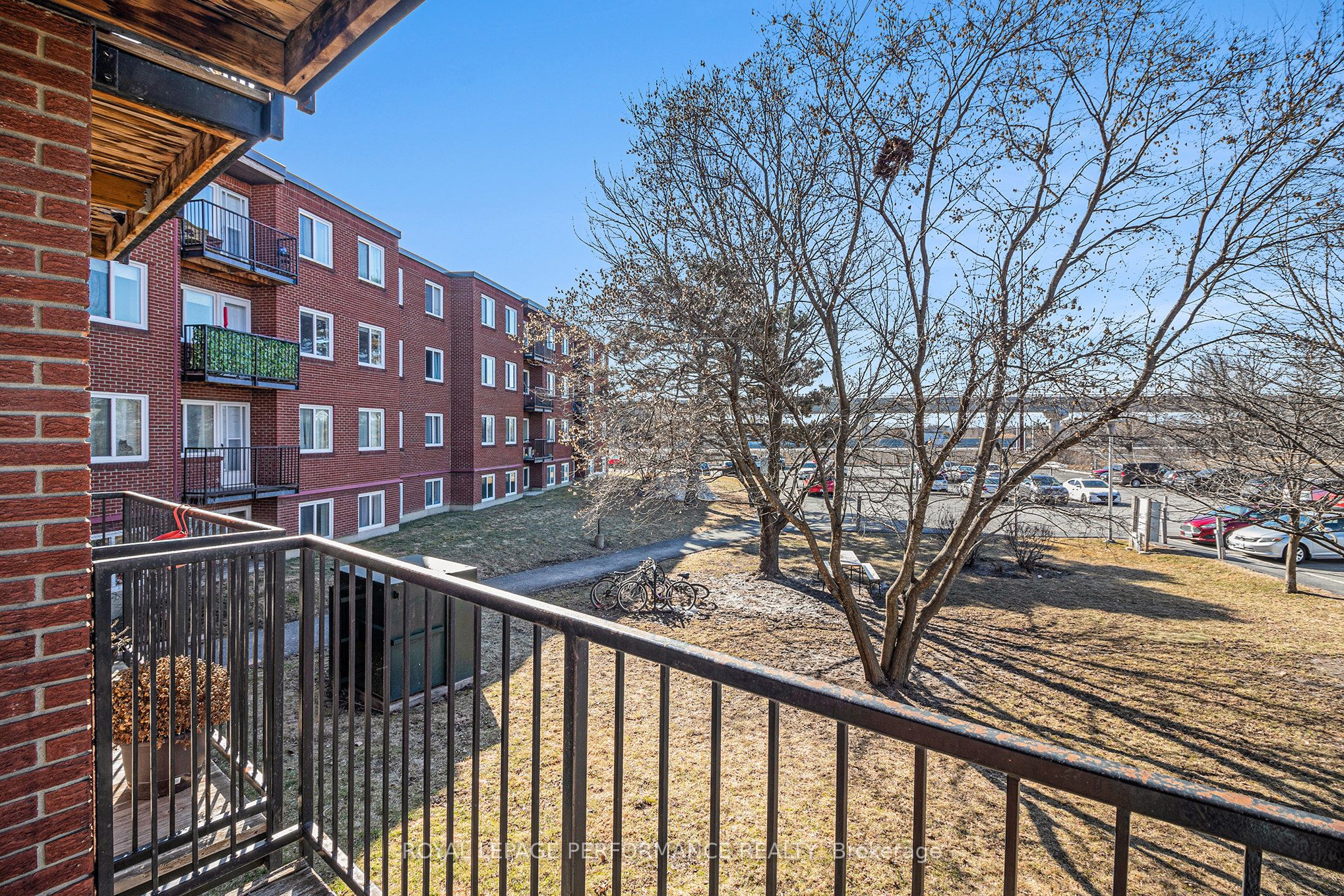 2044 Arrowsmith Drive, #204A
