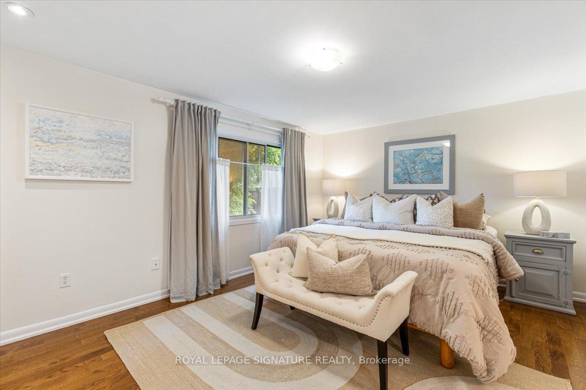 3 Bedrooms Condo at 86 Wagon Trailway, Toronto For sale
