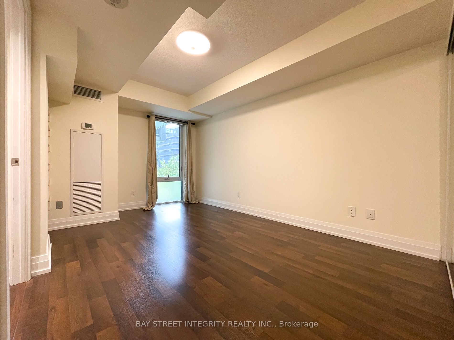 565 Wilson Avenue, #W120