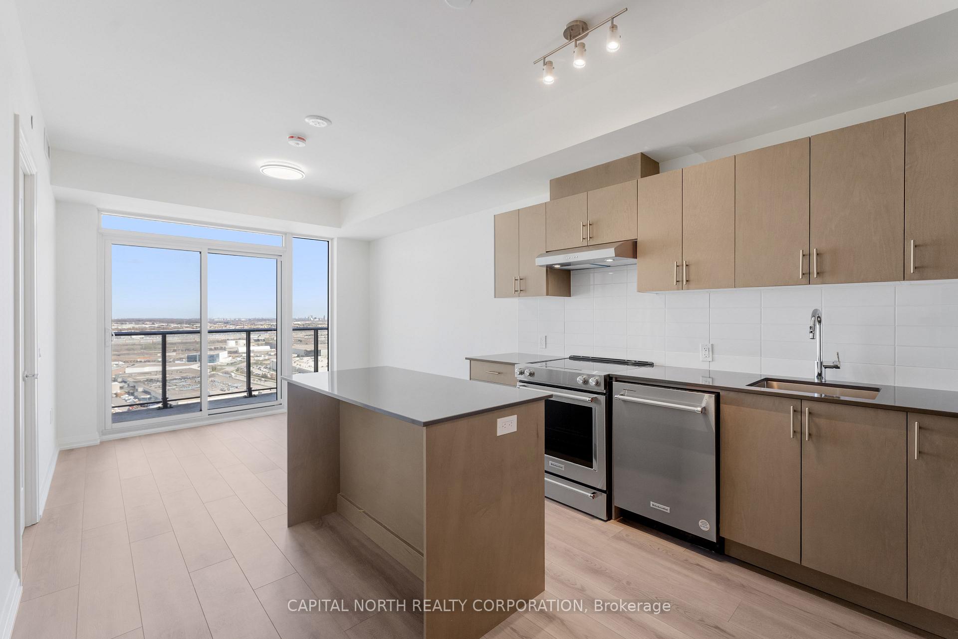 2 Bedrooms Condo at 8960 Jane,  Vaughan For sale