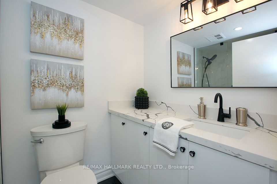 4Pc Ensuite-Glass Bath/Shower&Custom Quartz Vanity