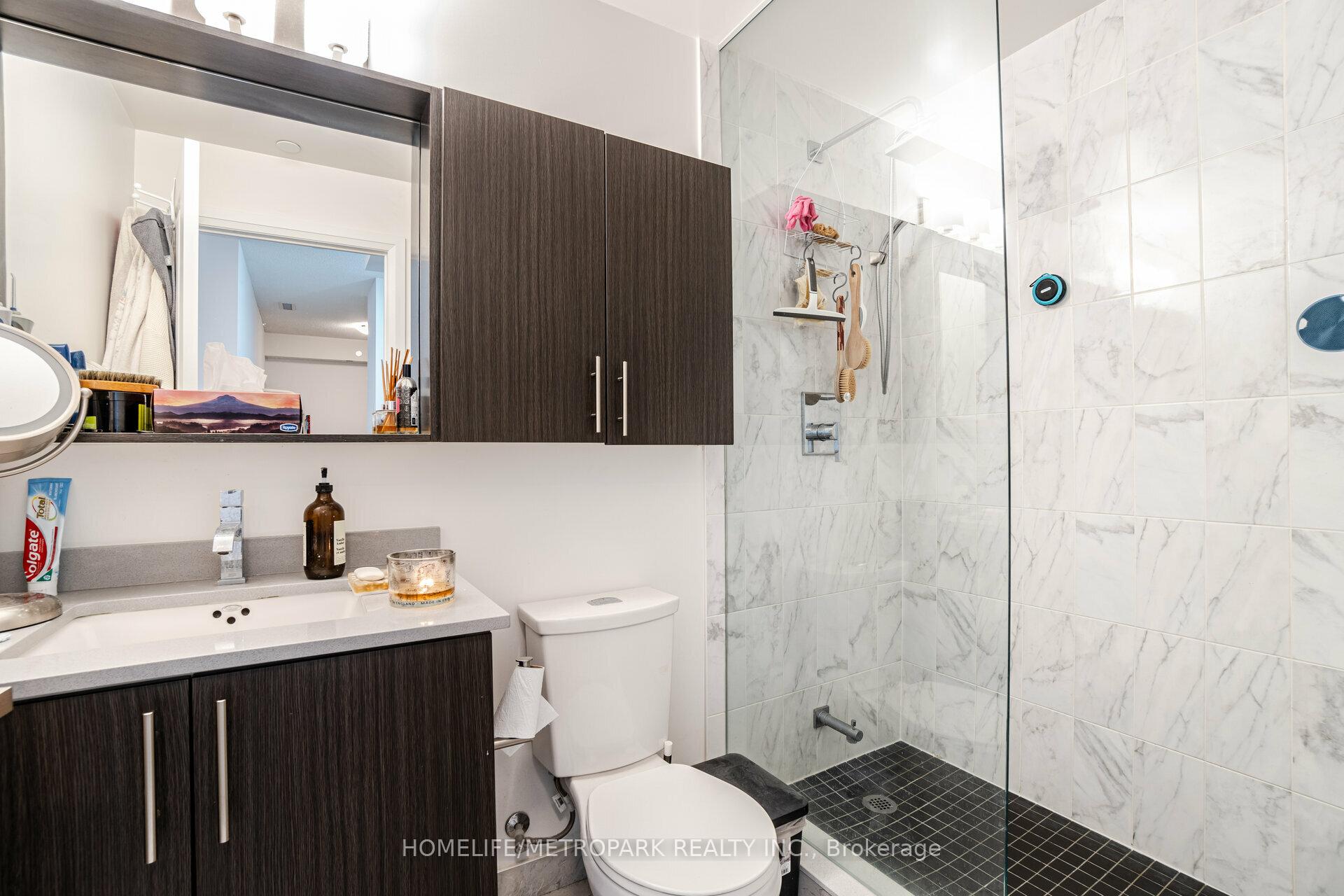 2 Bedrooms Condo at 3600 Highway 7,  Vaughan For sale