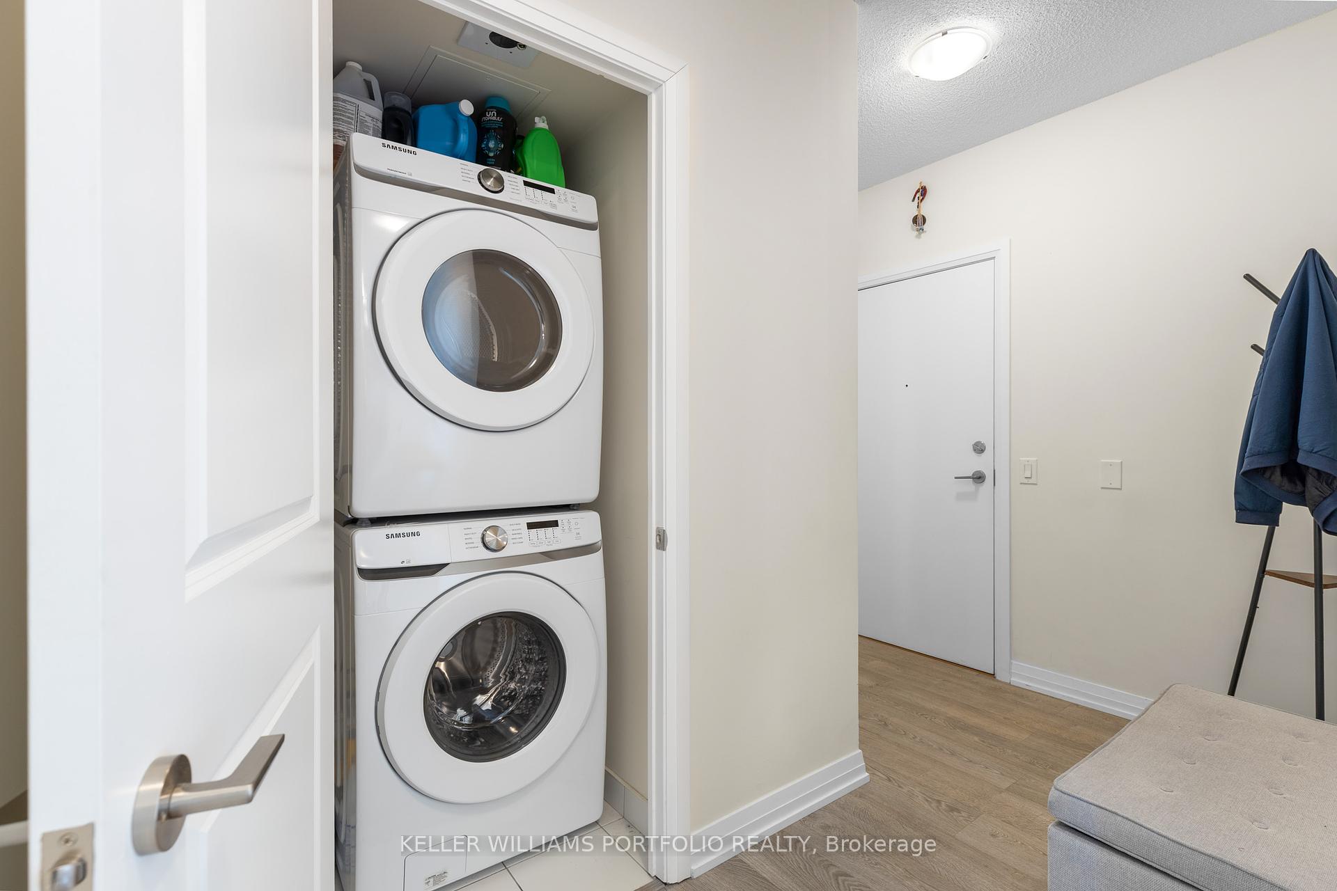 2 Bedrooms Condo at 50 Thomas Riley, Toronto For sale