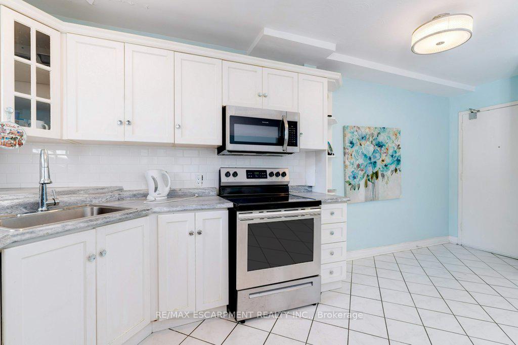 1 Bedroom Condo at 2373 King, Hamilton For sale