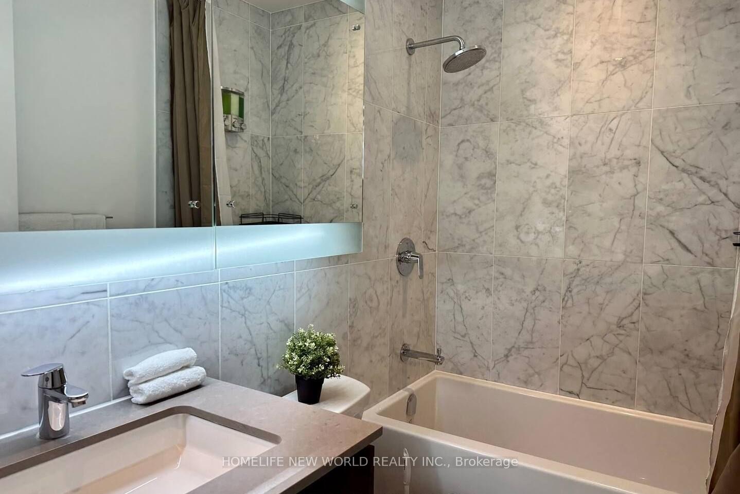 3 Bedrooms Condo at 90 Queens Wharf, Toronto For sale