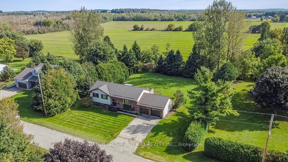 2 Menary Drive, Amaranth, ON L9W 3Y6