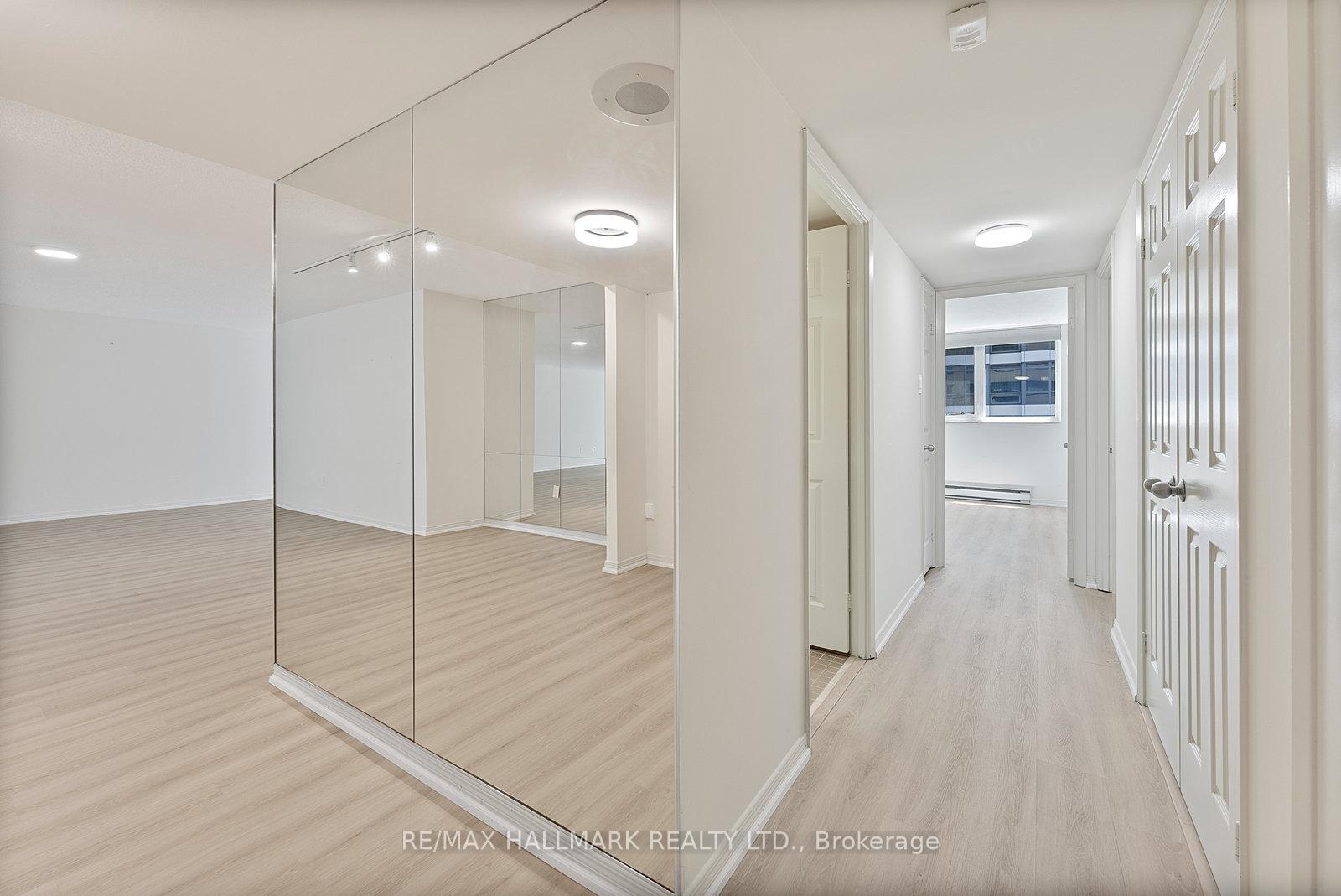 3 Bedrooms Condo at 360 Bloor, Toronto For sale