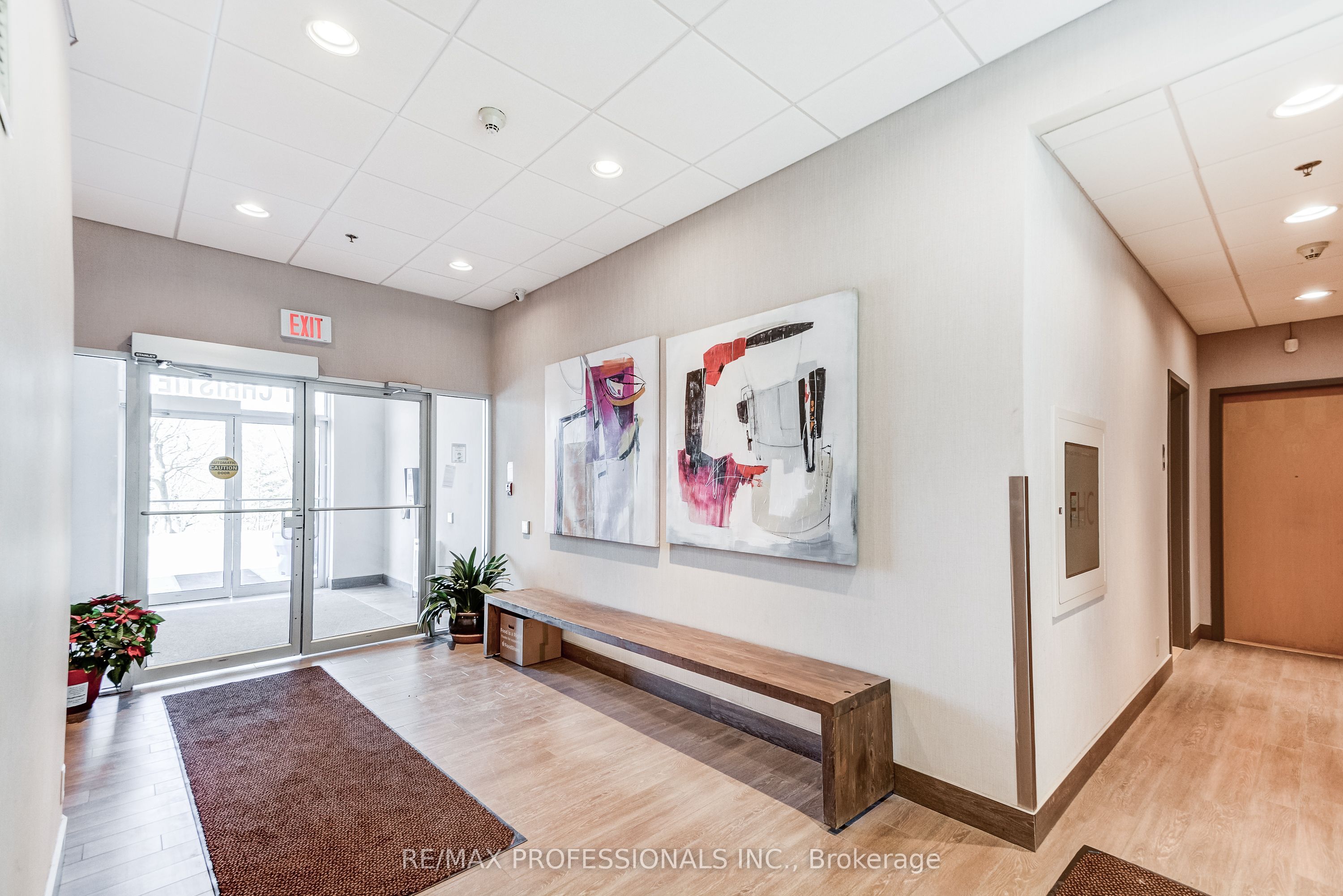 11 Christie Street, #103