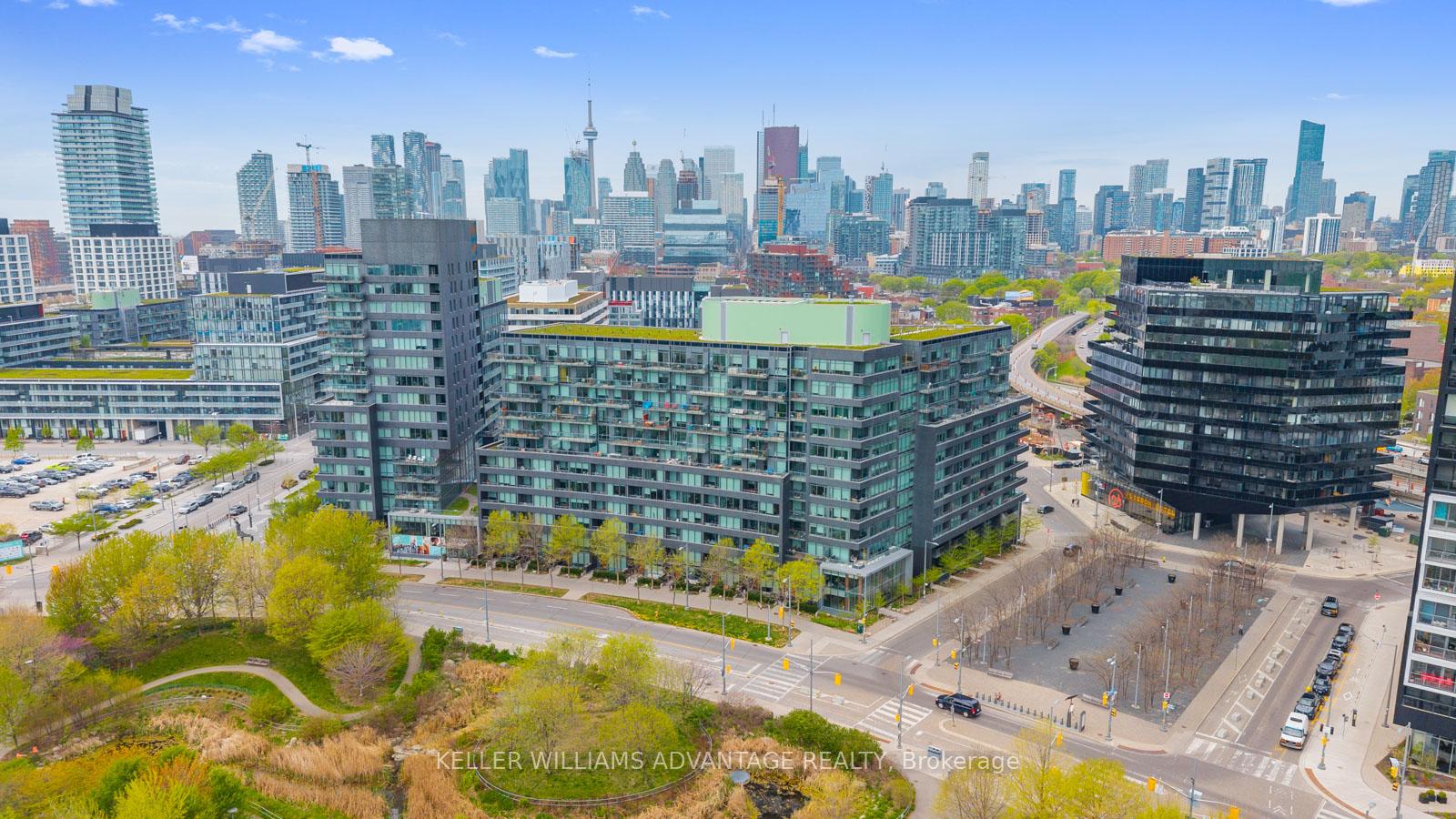 2 Bedrooms Condo at 120 Bayview, Toronto For sale